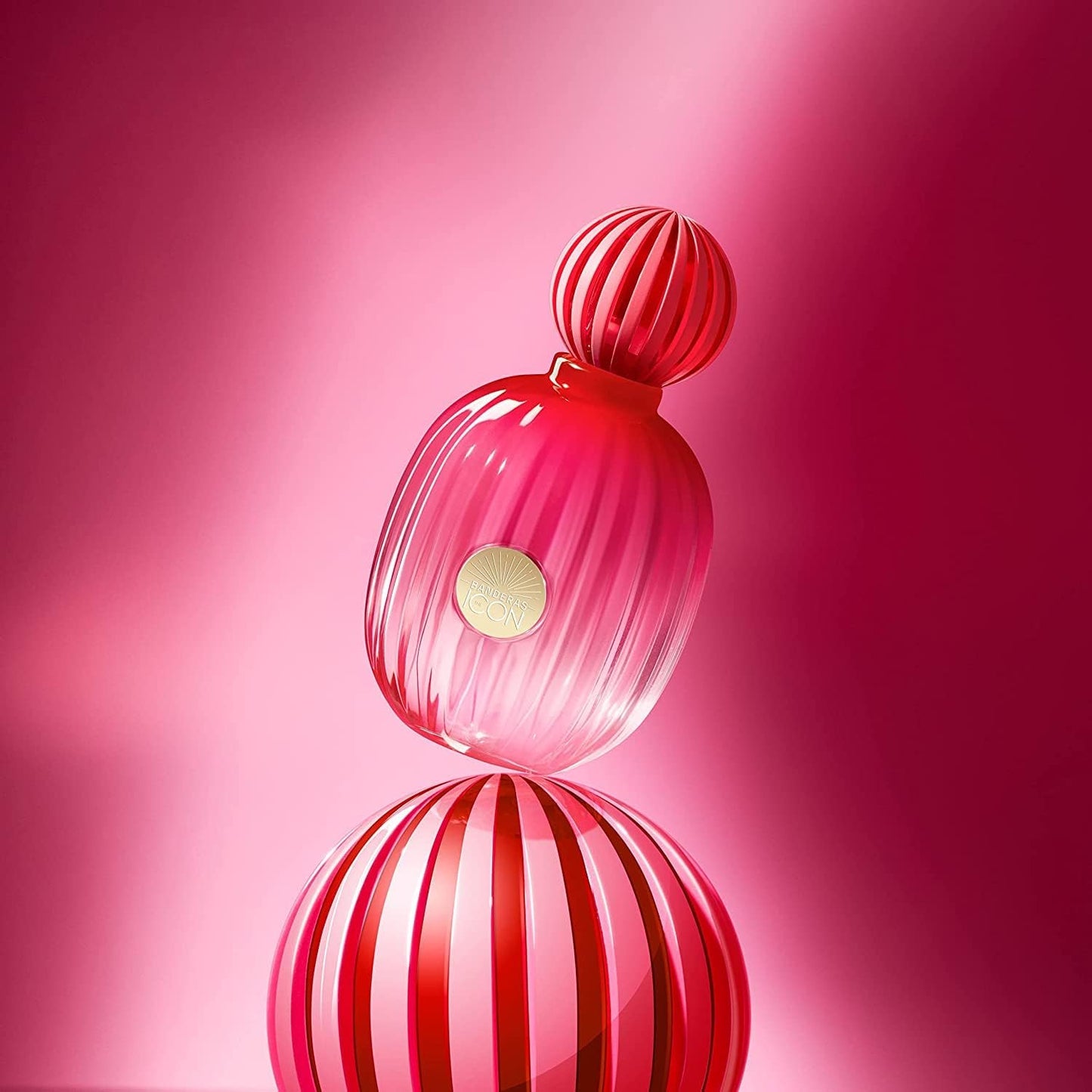 Banderas The Icon Woman Eau de Parfum för kvinnor – långvarig – elegant, raffinerad och sensuell doft – vanilj, blommiga och fruktiga toner – perfekt för speciella tillfällen – 50 ml