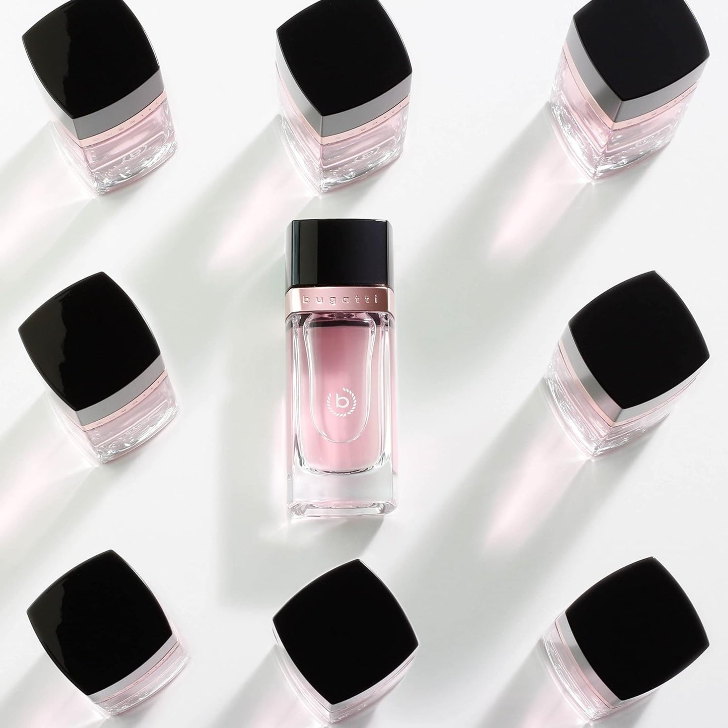 bugatti parfym dam ELEGANZA EdP 60 ml I Sensuell Eau de Parfum dam för alla åldrar och för varje tillfälle I elegant kombination av jordgubbe, cassis, iris och vanilj I fruktig, puder och varm