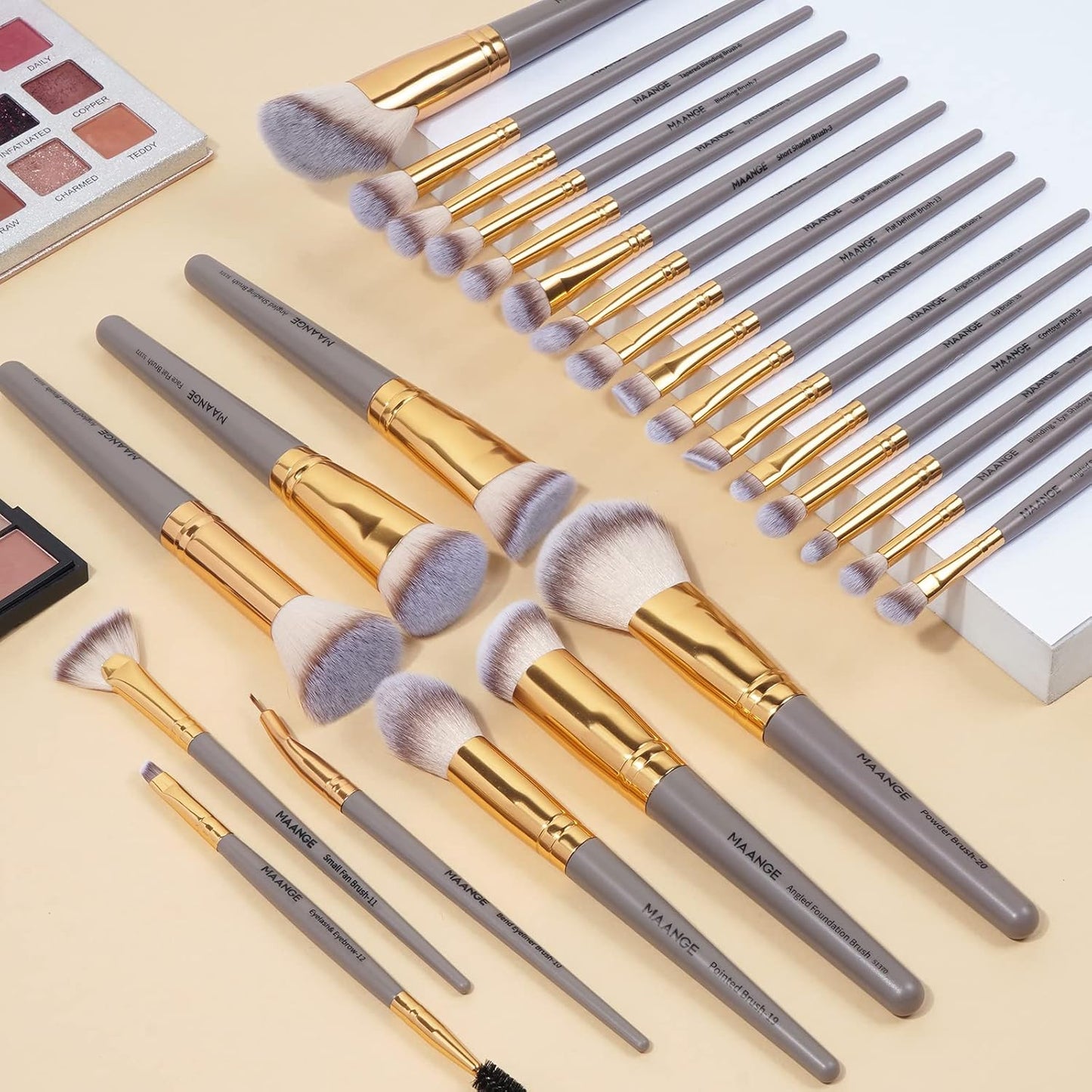 Penselset makeup professionell 25 st sminkborsar