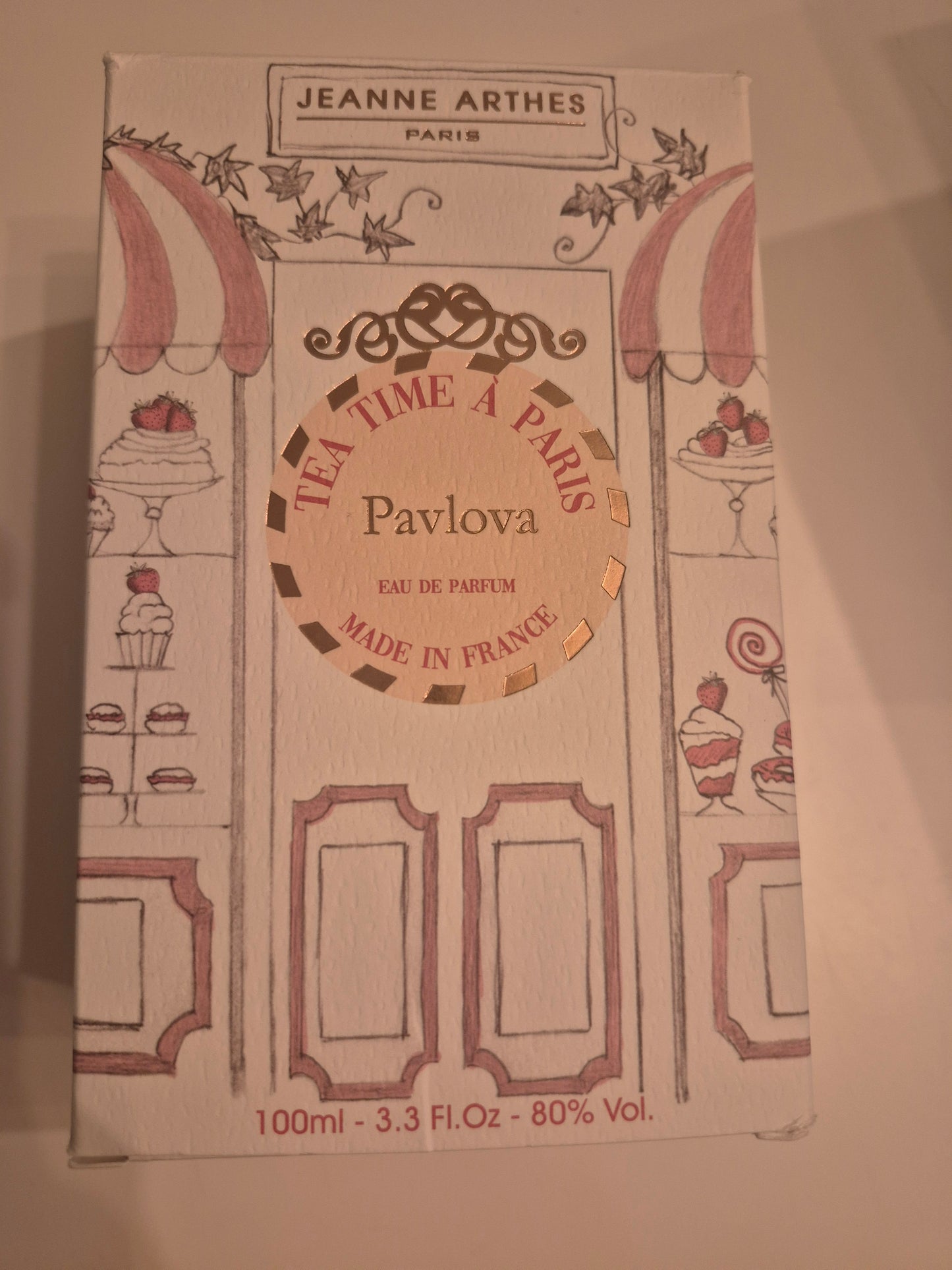 2ml tea time in Paris jeanne arthes
