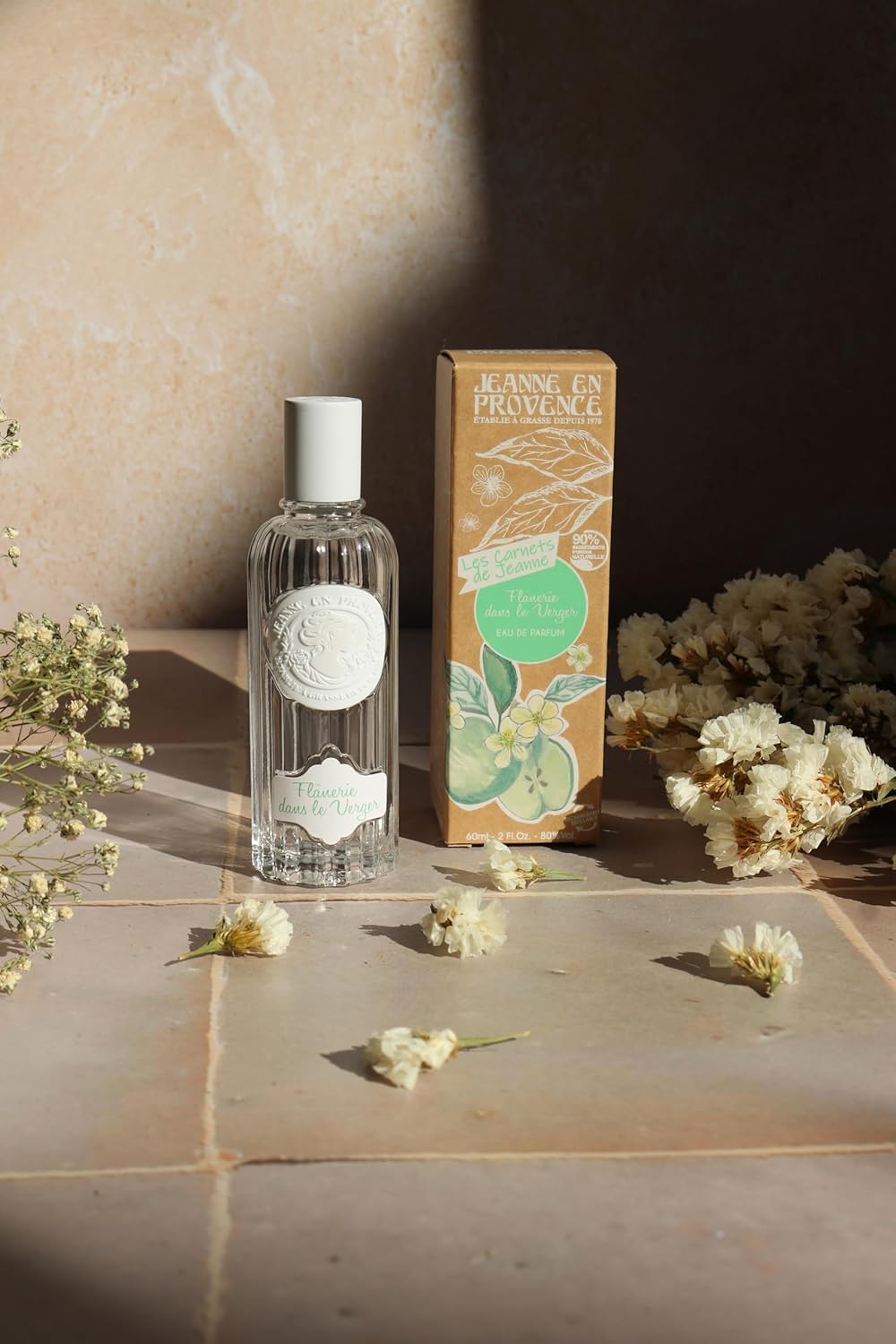 JEANNE EN PROVENCE - Les Carnets De Jeanne - Eau De Parfum dam - halka i fruktträdgården - 90% ingredienser av naturligt ursprung - inga färgämnen - tillverkad i Frankrike - flaska 60 ml